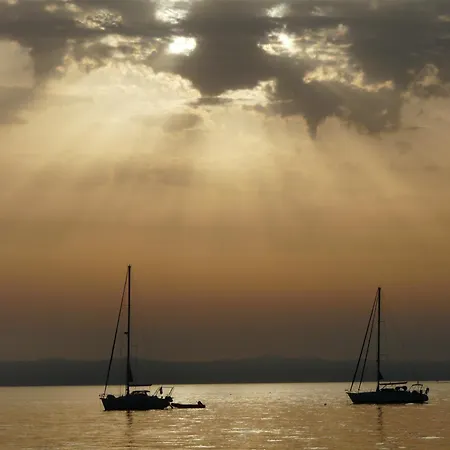 Le Surplage 모텔 *