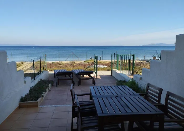 Le Surplage Motel Hyères