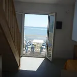 Le Surplage Мотель *