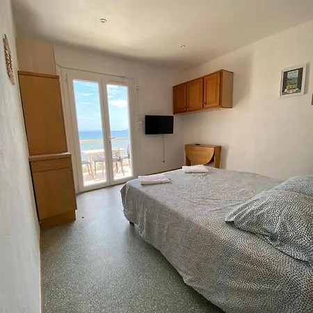 Le Surplage Мотель Йер